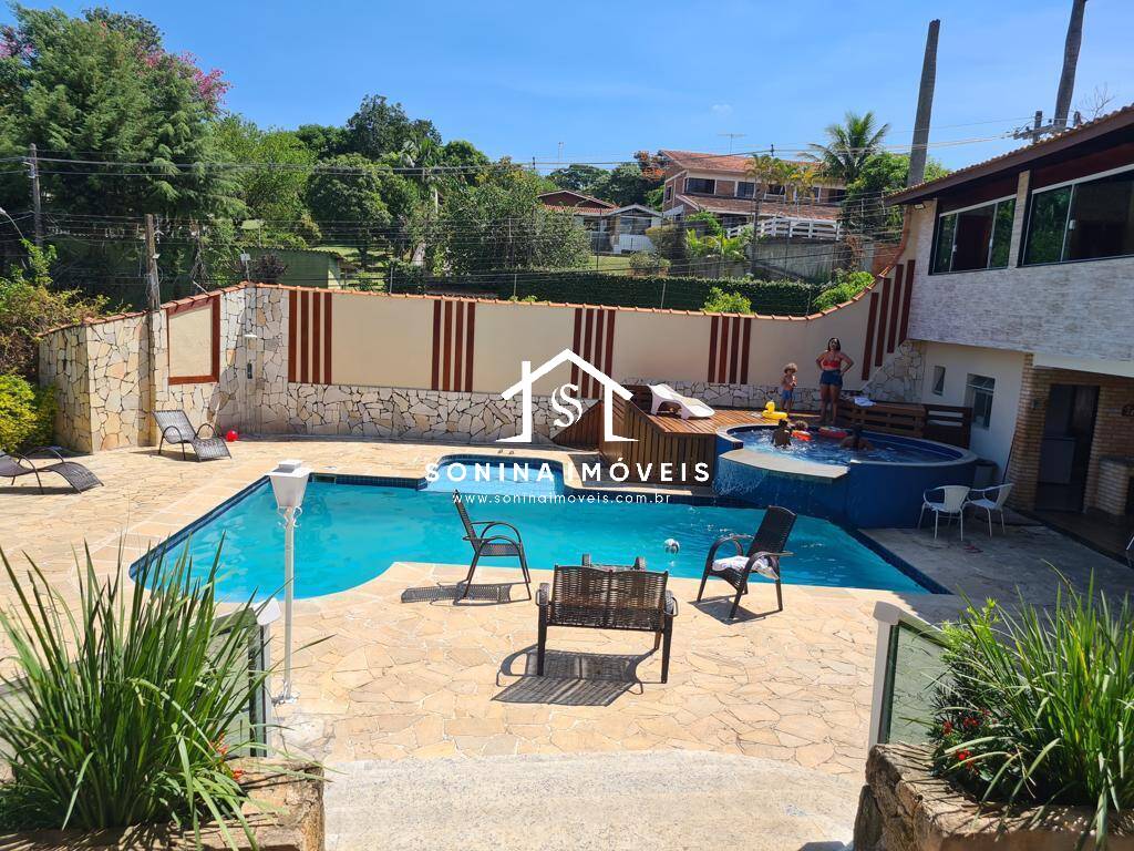 Casa, 6 quartos, 397 m² - Foto 1