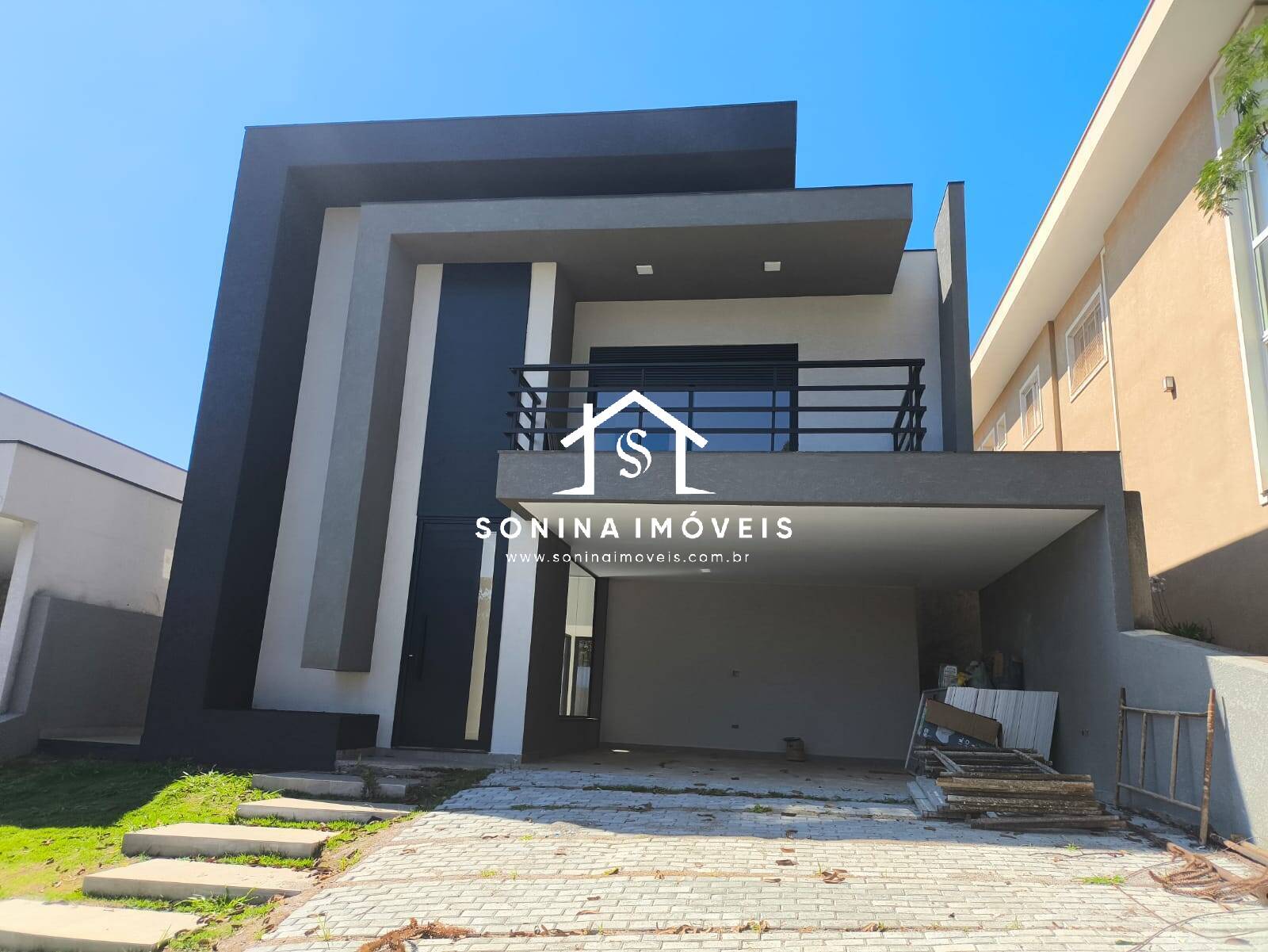 Casa, 5 quartos, 307 m² - Foto 1