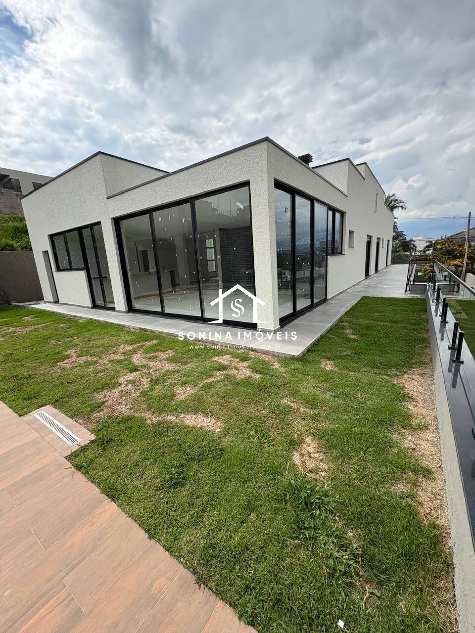 Casa, 3 quartos, 327 m² - Foto 8