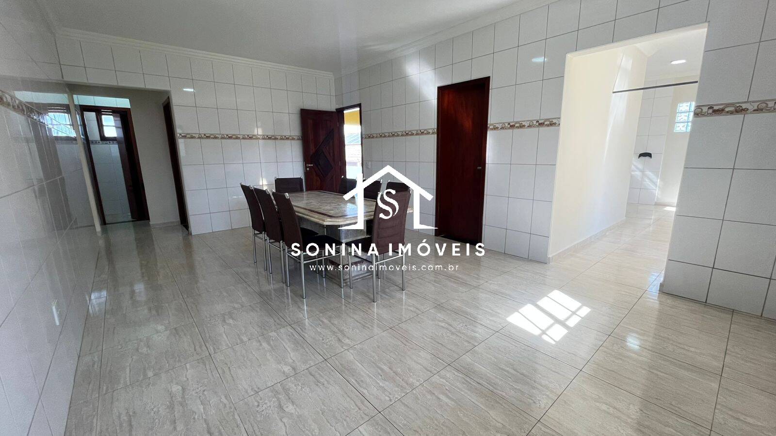 Casa, 3 quartos, 245 m² - Foto 13