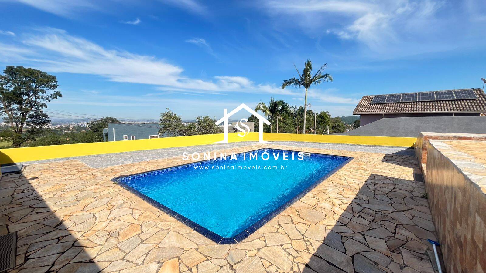 Casa, 3 quartos, 245 m² - Foto 3