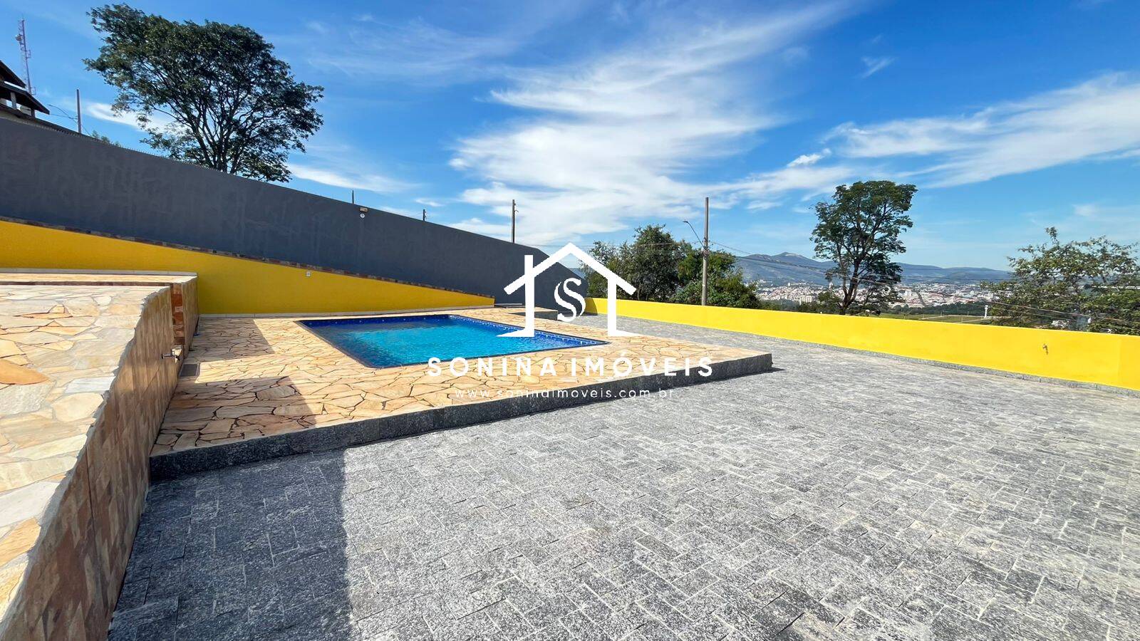 Casa, 3 quartos, 245 m² - Foto 37