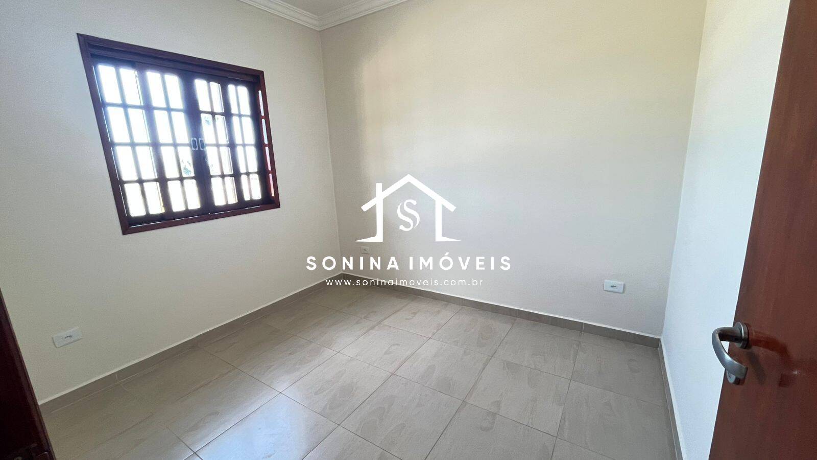 Casa, 3 quartos, 245 m² - Foto 22