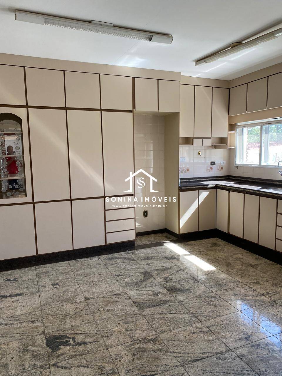 Casa, 3 quartos, 371 m² - Foto 8