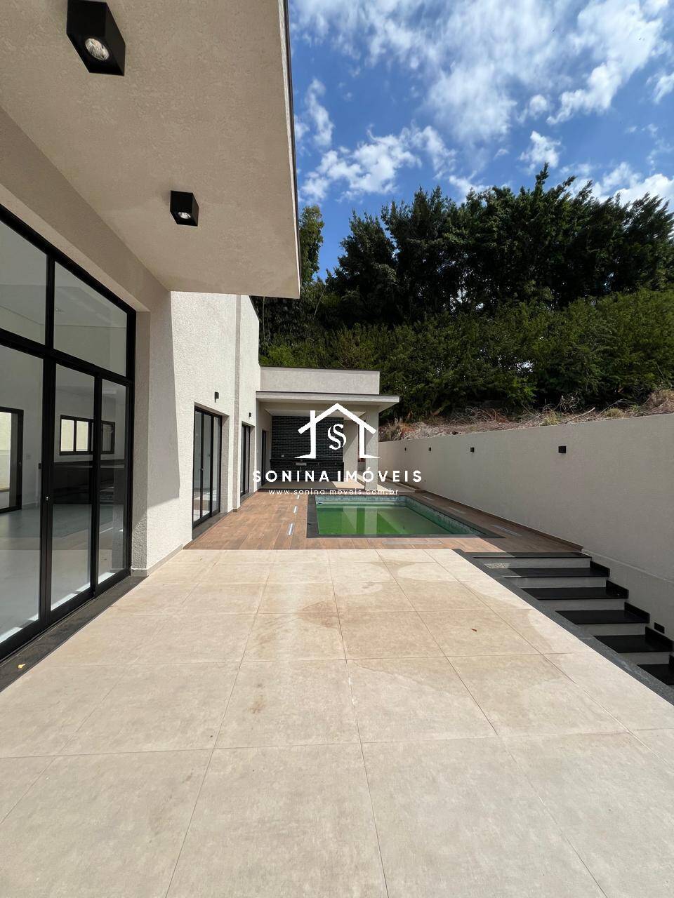 Casa, 3 quartos, 290 m² - Foto 2