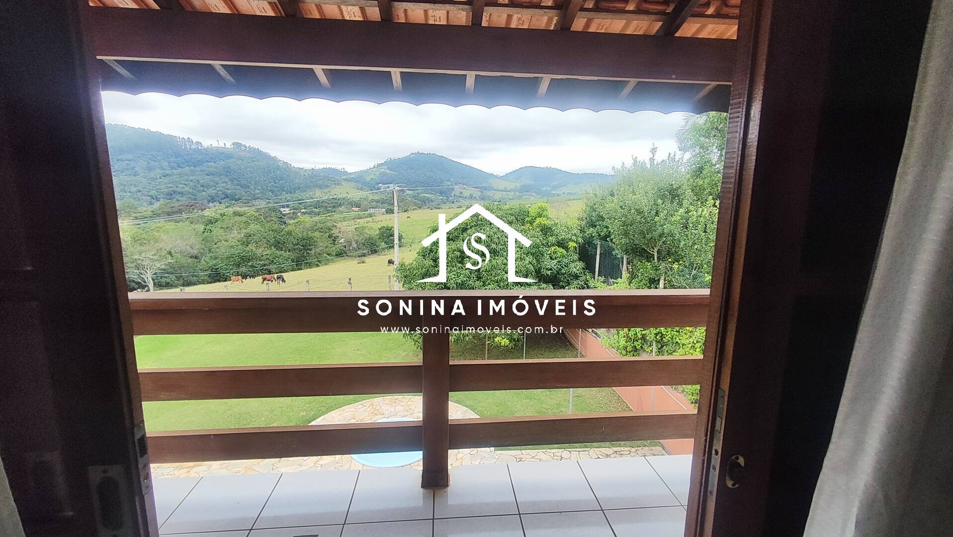 Casa, 5 quartos, 316 m² - Foto 3