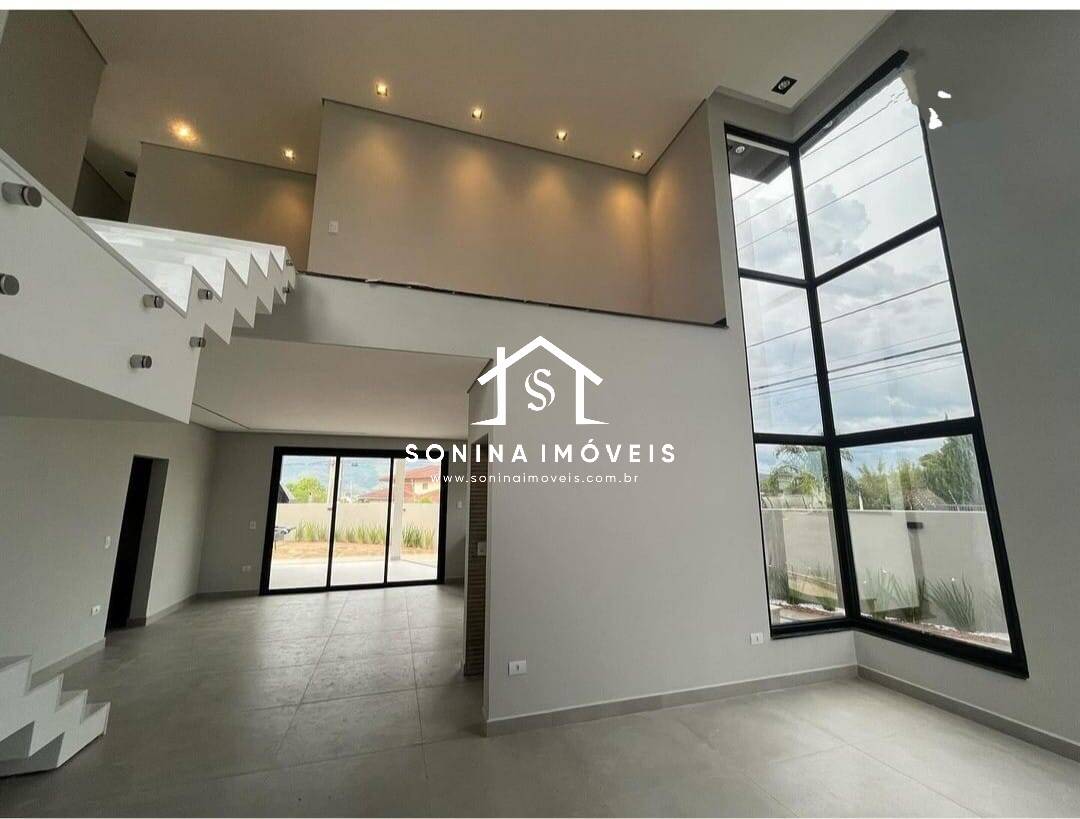 Casa, 3 quartos, 216 m² - Foto 4