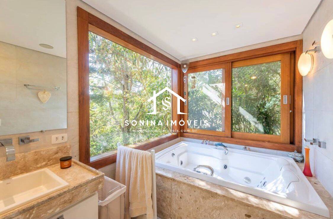 Casa, 4 quartos, 320 m² - Foto 52