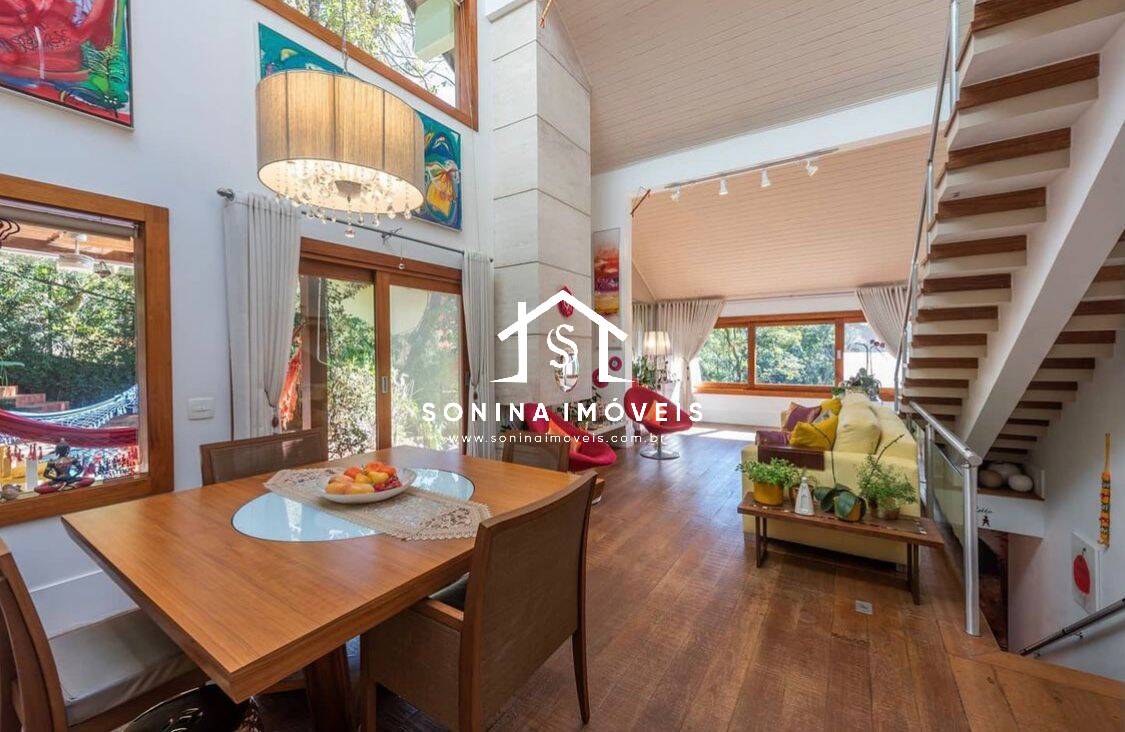 Casa, 4 quartos, 320 m² - Foto 1