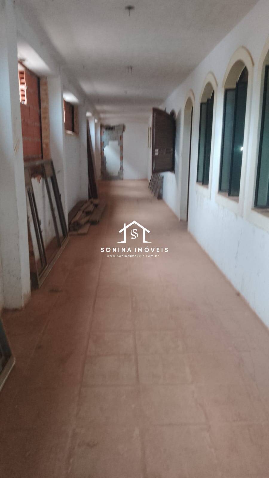 Casa, 12 quartos, 977 m² - Foto 4