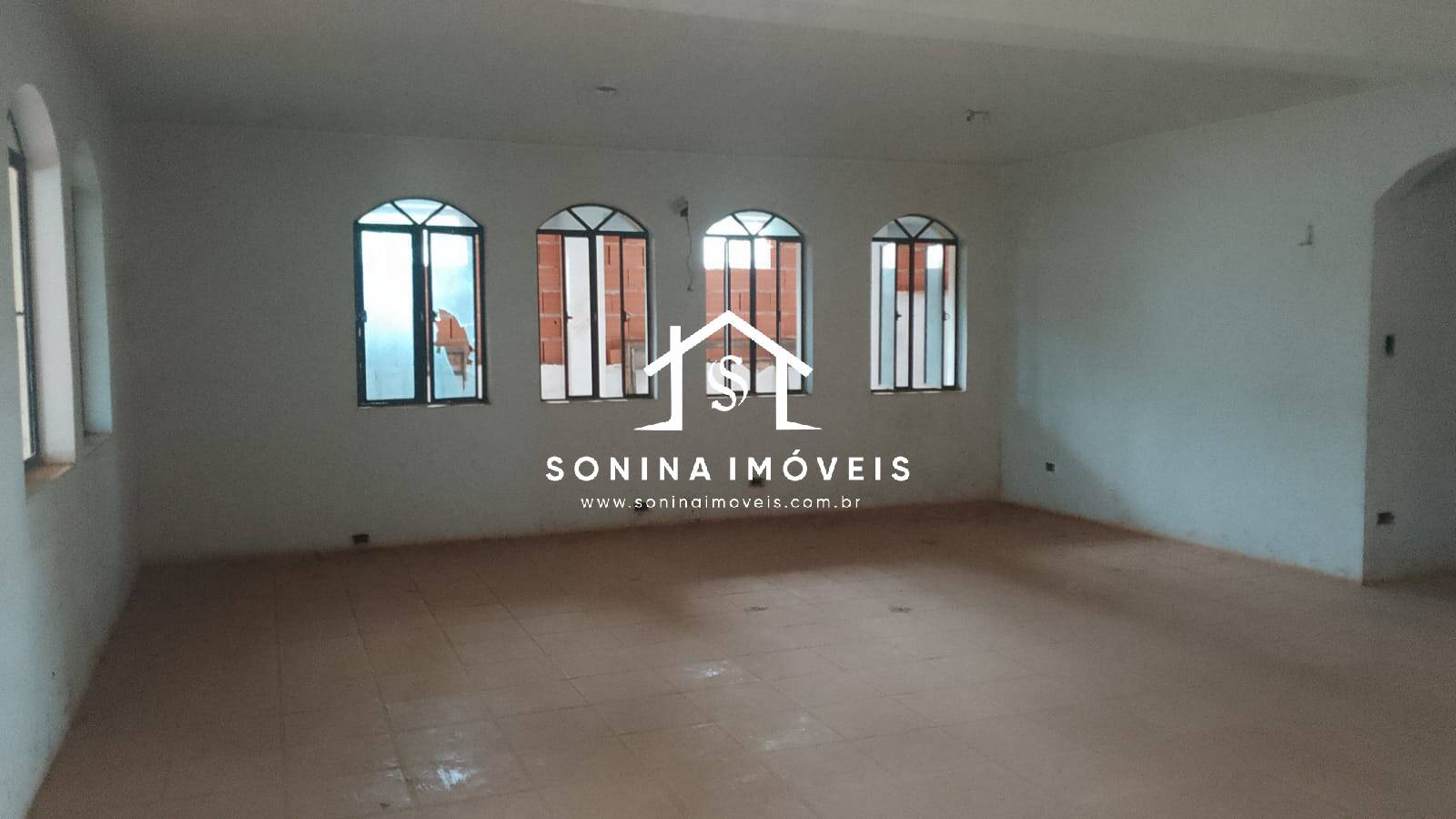 Casa, 12 quartos, 977 m² - Foto 1