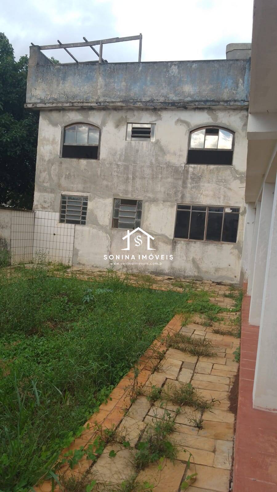 Casa, 12 quartos, 977 m² - Foto 38