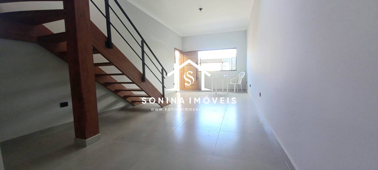 Casa, 3 quartos, 122 m² - Foto 1